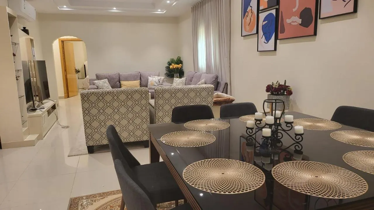 شقة كبيرة عائلية Vip حي الوادي Riyadh