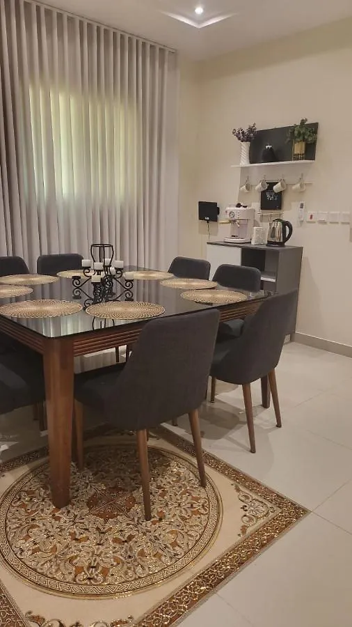 شقة كبيرة عائلية Vip حي الوادي Riyadh Apartment